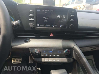 2025 Hyundai Elantra SEL Sport - miniatura 7