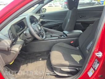 2025 Hyundai Elantra SEL Sport - miniatura 7