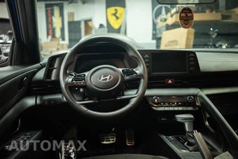 2025 Hyundai Elantra SEL Sport - miniatura 16