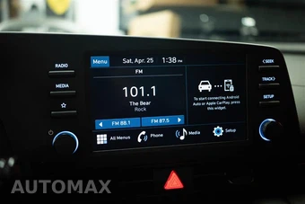 2025 Hyundai Elantra SEL Sport - miniatura 18
