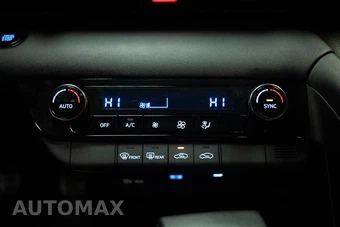 2025 Hyundai Elantra SEL Sport - miniatura 19