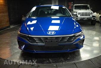 2025 Hyundai Elantra SEL Sport - miniatura 3