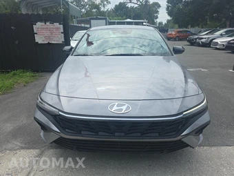 2025 Hyundai Elantra SEL Sport - miniatura 2