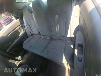 2025 Hyundai Elantra SEL Sport - miniatura 19