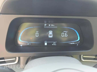 2025 Hyundai Elantra SEL Sport - miniatura 6