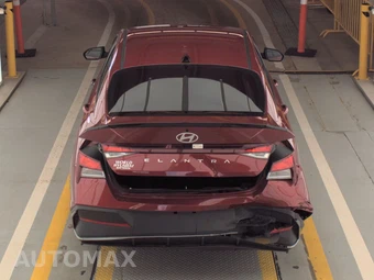 2025 Hyundai Elantra SEL Sport - miniatura 5