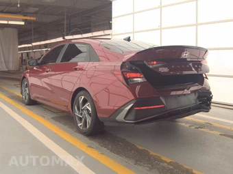 2025 Hyundai Elantra SEL Sport - miniatura 6