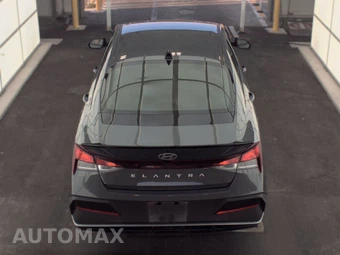 2025 Hyundai Elantra SEL Sport - miniatura 5