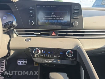 2025 Hyundai Elantra SEL Sport - miniatura 11