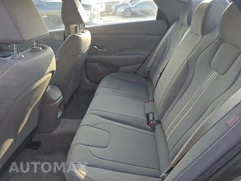 2025 Hyundai Elantra SEL Sport - miniatura 13