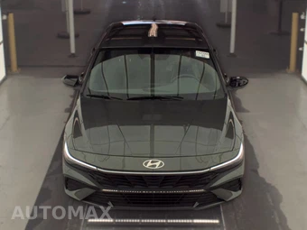2025 Hyundai Elantra SEL Sport - miniatura 2