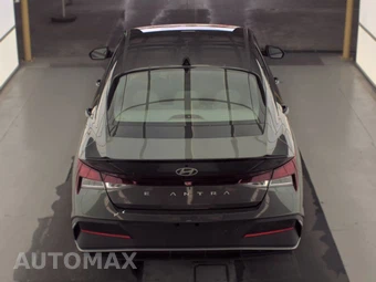 2025 Hyundai Elantra SEL Sport - miniatura 5