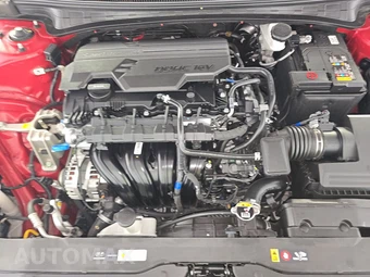2025 Hyundai Elantra SEL Sport - miniatura 15