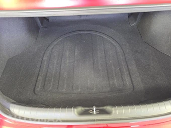 2025 Hyundai Elantra SEL Sport - miniatura 16