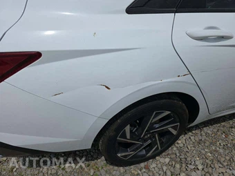 2025 Hyundai Elantra SEL Sport - miniatura 27