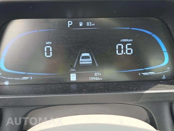 2025 Hyundai Elantra SEL Sport - miniatura 9