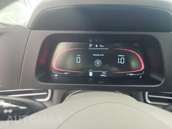 2025 Hyundai Elantra SEL Sport - miniatura 12