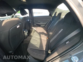 2025 Hyundai Elantra SEL Sport - miniatura 13
