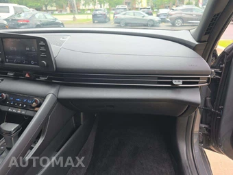 2025 Hyundai Elantra SEL Sport - miniatura 19