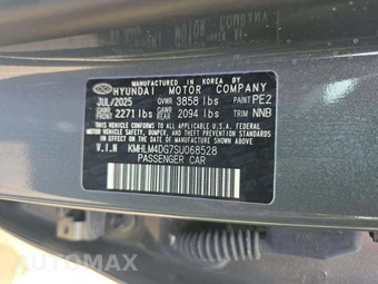 2025 Hyundai Elantra SEL Sport - miniatura 5