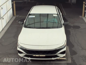 2025 Hyundai Elantra SEL Sport - miniatura 2
