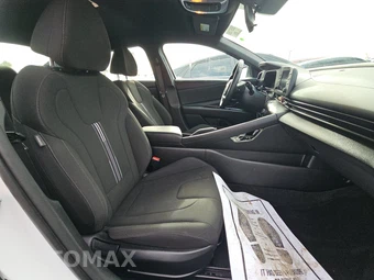 2025 Hyundai Elantra SEL Sport - miniatura 8