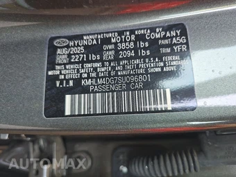 2025 Hyundai Elantra SEL Sport - miniatura 14