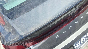 2025 Hyundai Elantra SEL Sport - miniatura 22