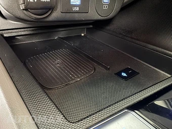 2025 Hyundai Elantra SEL Sport - miniatura 21