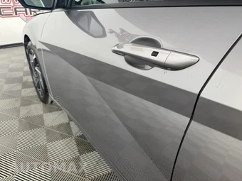 2025 Hyundai Elantra SEL Sport - miniatura 24