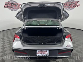 2025 Hyundai Elantra SEL Sport - miniatura 27