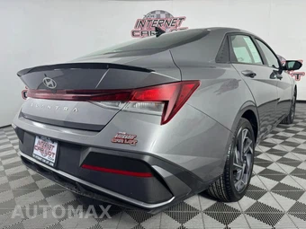2025 Hyundai Elantra SEL Sport - miniatura 28