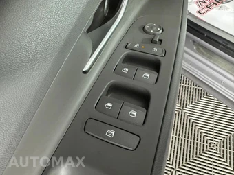 2025 Hyundai Elantra SEL Sport - miniatura 37