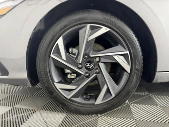 2025 Hyundai Elantra SEL Sport - miniatura 42