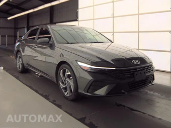 2025 Hyundai Elantra SEL Sport - miniatura 3