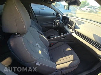 2025 Hyundai Elantra SEL Sport - miniatura 8