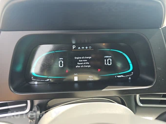 2025 Hyundai Elantra SEL Sport - miniatura 12