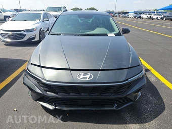 2025 Hyundai Elantra SEL Sport - miniatura 2