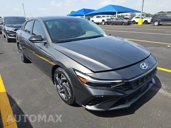 2025 Hyundai Elantra SEL Sport - miniatura 3