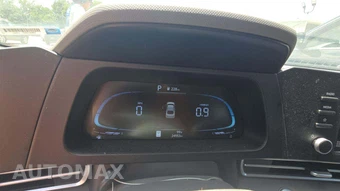 2025 Hyundai Elantra SEL Sport - miniatura 24