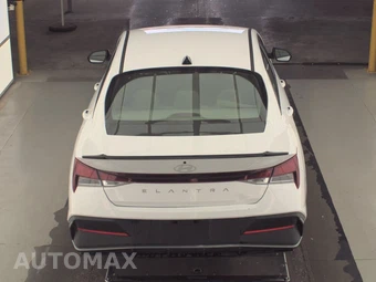 2025 Hyundai Elantra SEL Sport - miniatura 5