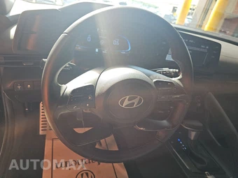 2025 Hyundai Elantra SEL Sport - miniatura 10