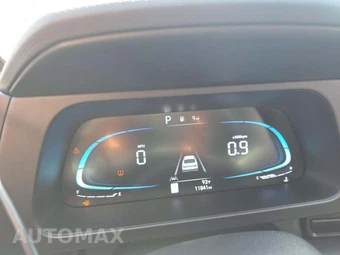 2025 Hyundai Elantra SEL Sport - miniatura 9