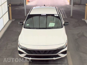 2025 Hyundai Elantra SEL Sport - miniatura 2