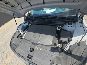 2025 Hyundai IONIQ 5 Limited - miniatura 14