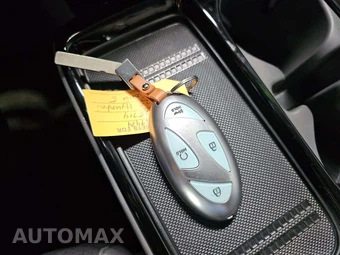 2025 Hyundai IONIQ 5 SE - miniatura 8