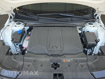 2025 Hyundai IONIQ 5 SE - miniatura 15