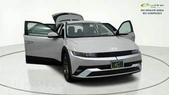 2025 Hyundai IONIQ 5 SE - miniatura 10