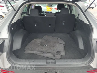 2025 Hyundai IONIQ 5 SE - miniatura 16