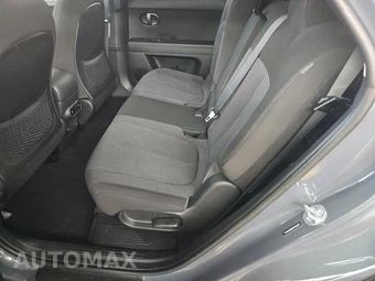2025 Hyundai IONIQ 5 SE Standard Range - miniatura 13